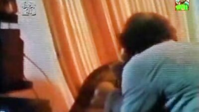 Két pornó ingyen pornófilmek csajok megosztási finom fasz fogott a kanapén