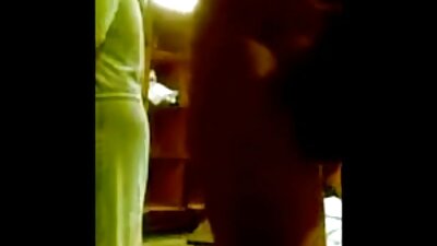 Szőke Tini Lány szexvideok mobilra Lilly Ford ütközik pornó veterán